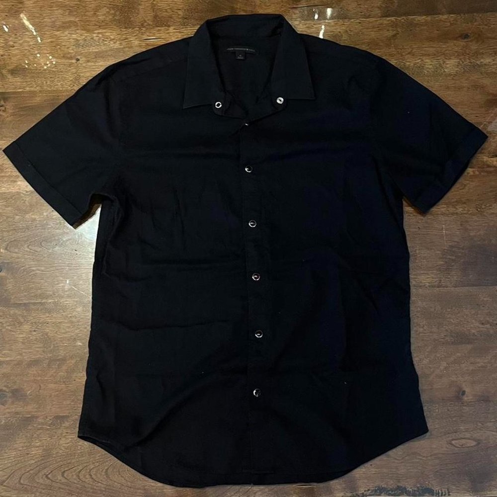 JOHN VARVATOS BUTTON DOWN SHIRT